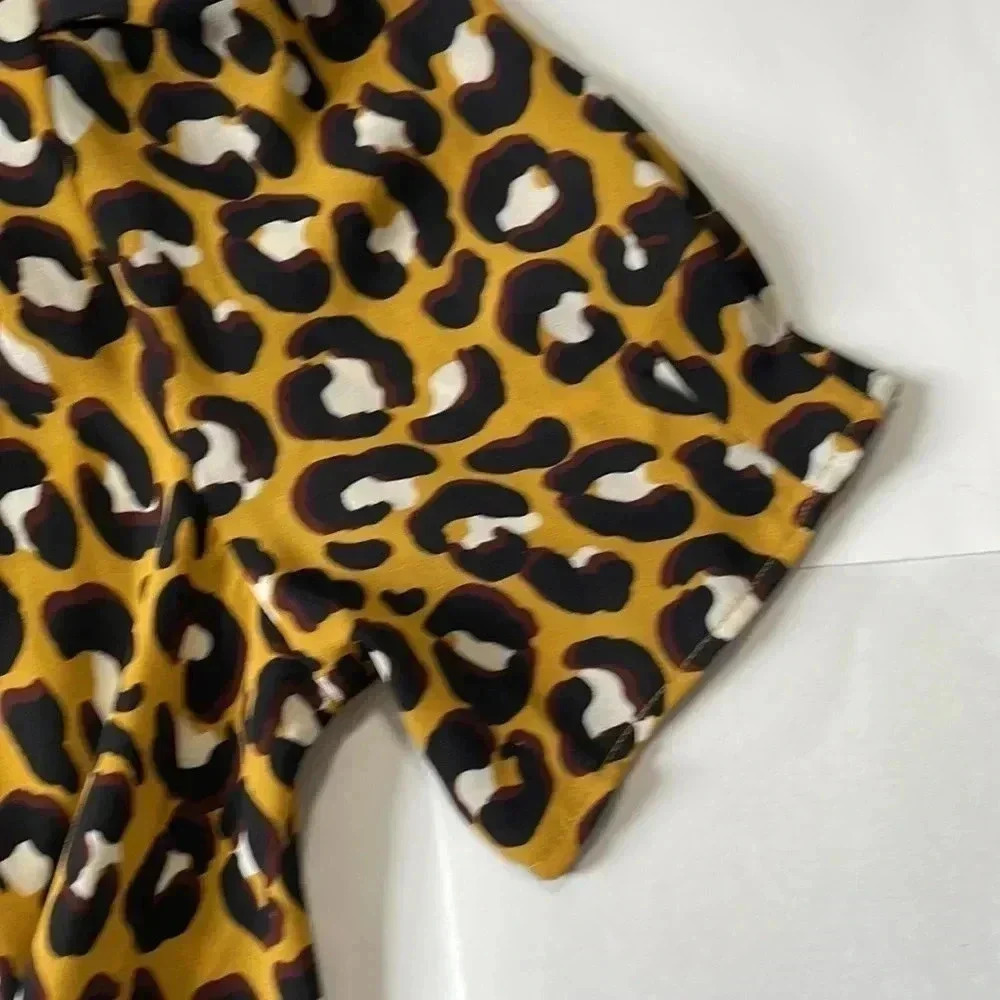 NWT Who What Wear leopard print top size XSmall - Picture 2 of 8